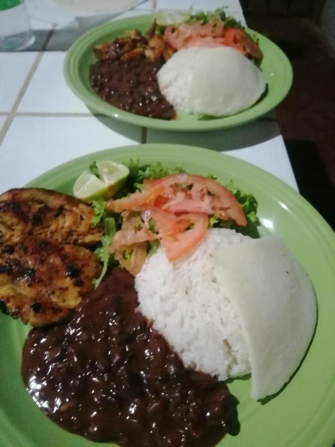 Balbos Ostello Liberia Esterno foto